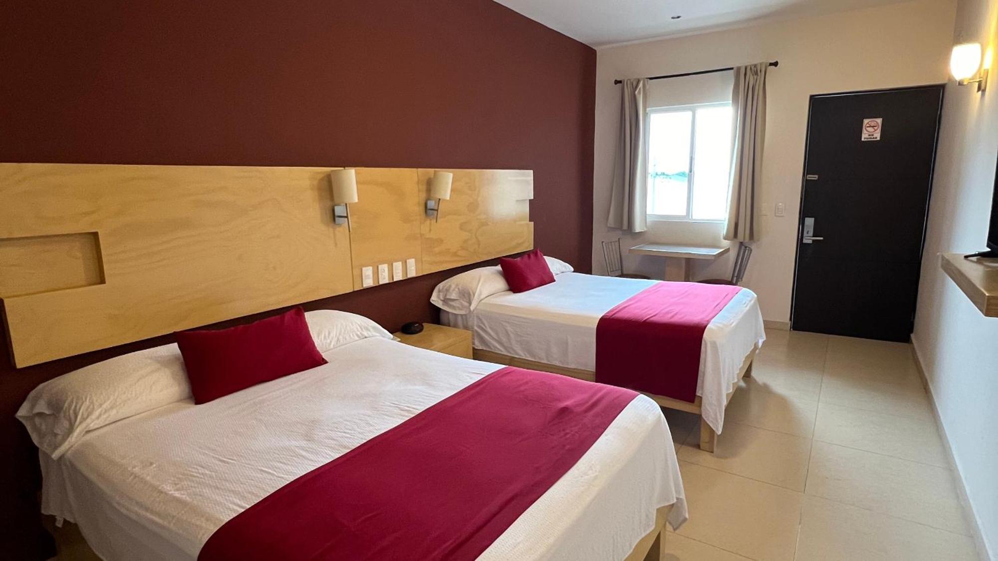 Nova Hotel Cadereyta Jimenez Exterior photo