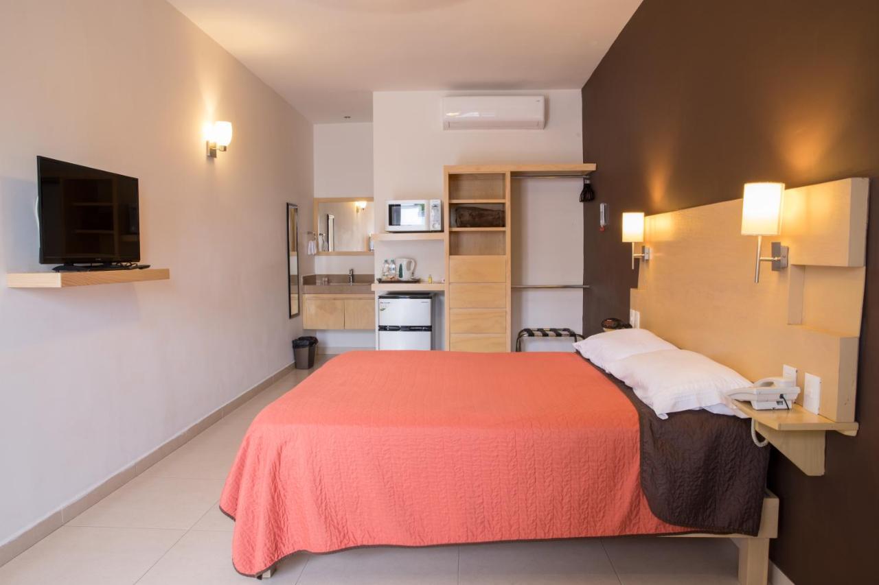 Nova Hotel Cadereyta Jimenez Exterior photo